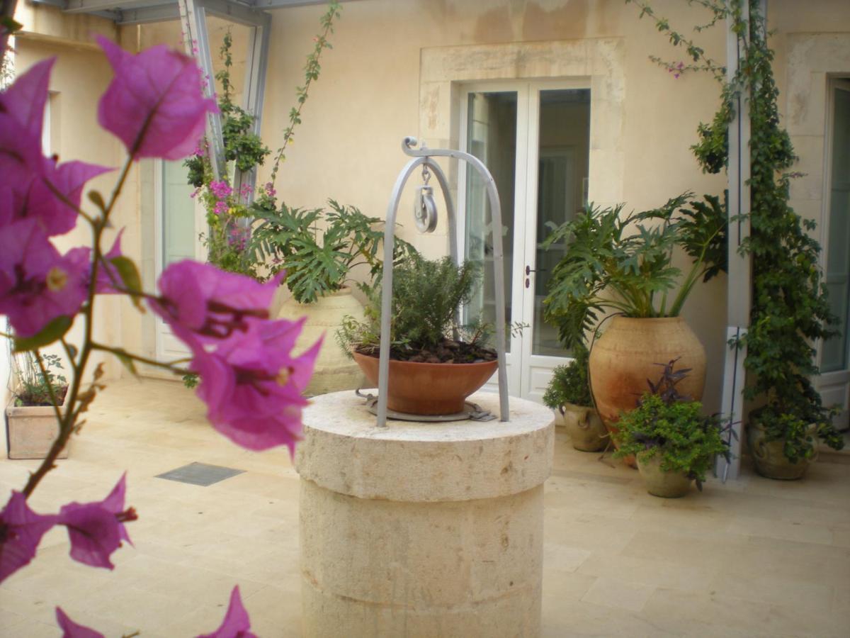 La Moresca Hotel Marina di Ragusa Buitenkant foto